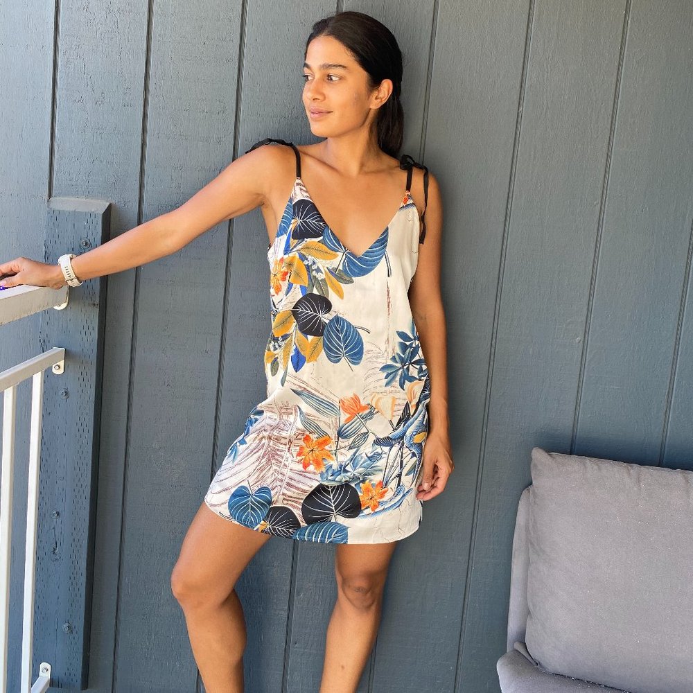 Forever 21 Contemporary Floral Dress